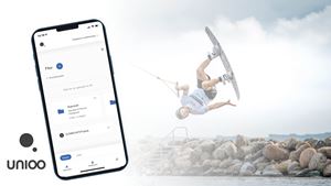 Foreningsværktøjet Unioo: Surfer og telefon