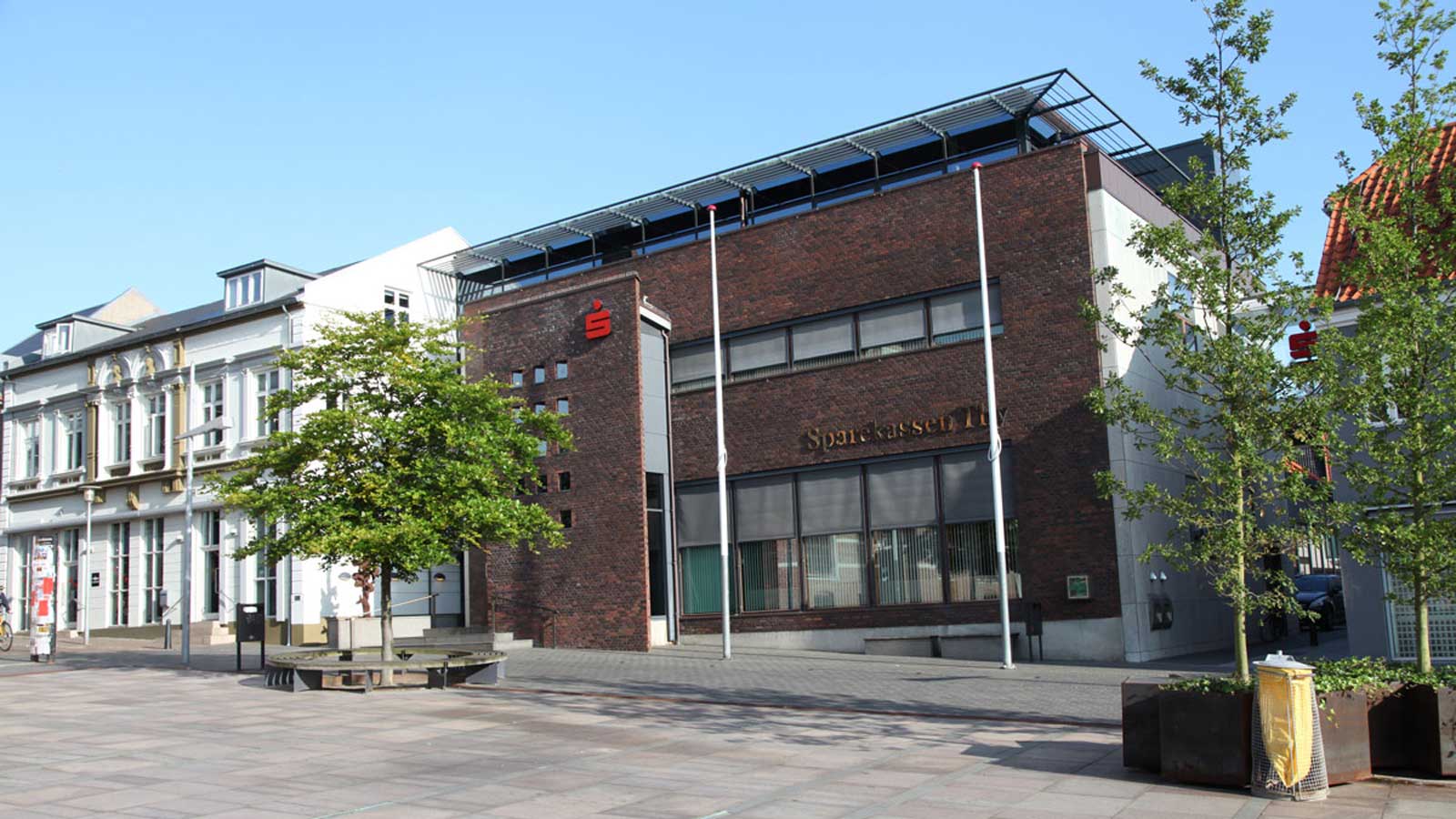 Sparekassen Thy, facade hovedkontoret